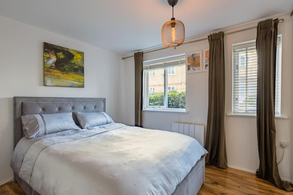 Bright &Spacious One Bedroom Flat Off Canary Wharf Λονδίνο Εξωτερικό φωτογραφία
